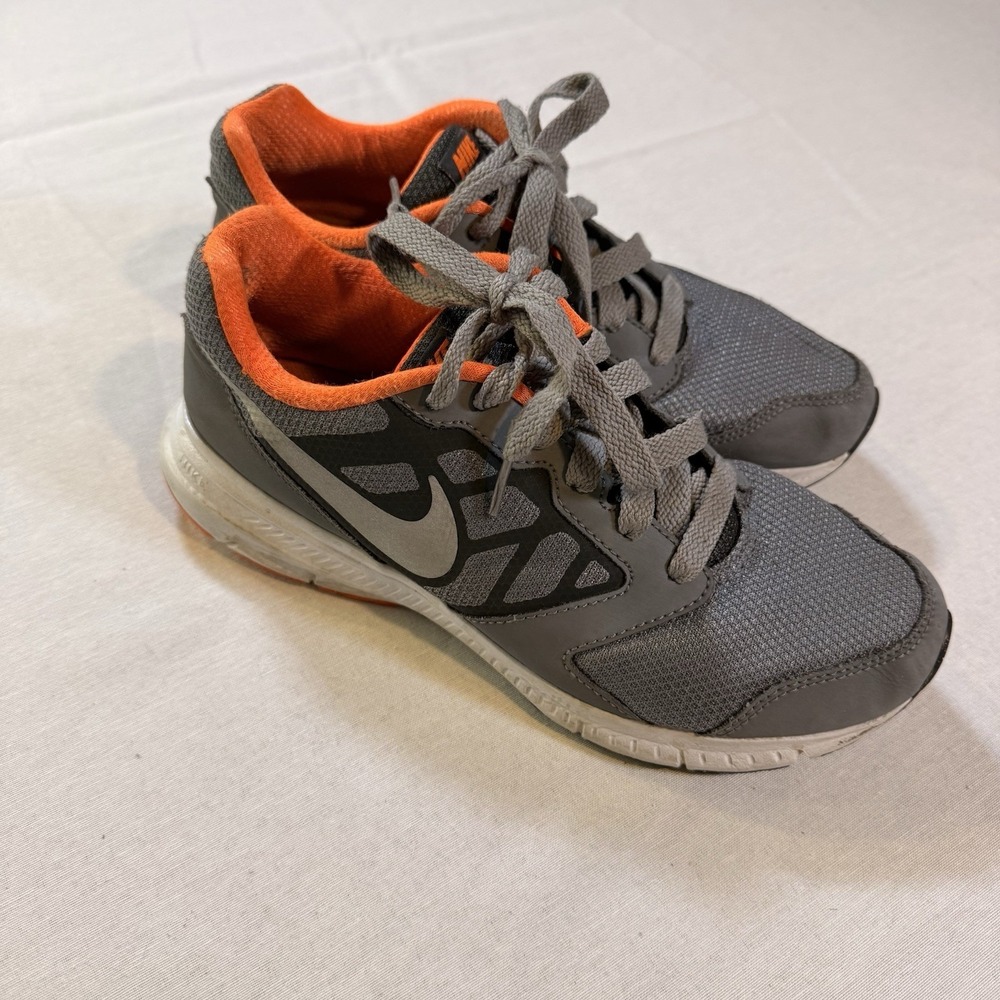 Nike Downshifter 6 Running Shoes‎ 6 Youth Athletic Athleisure Casual Performance